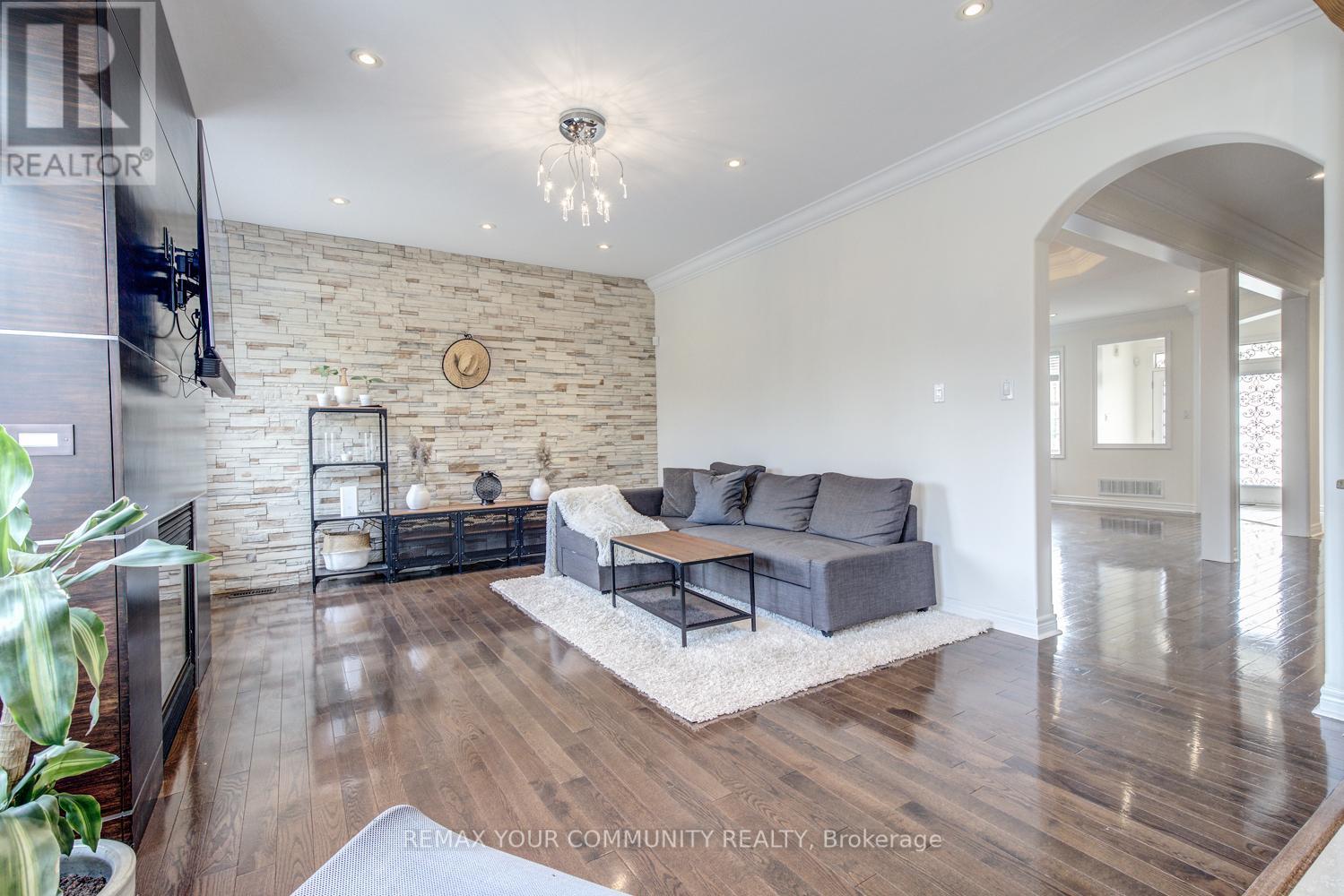 230 Humberland Drive, Richmond Hill, Ontario  L4E 3T4 - Photo 14 - N13085484
