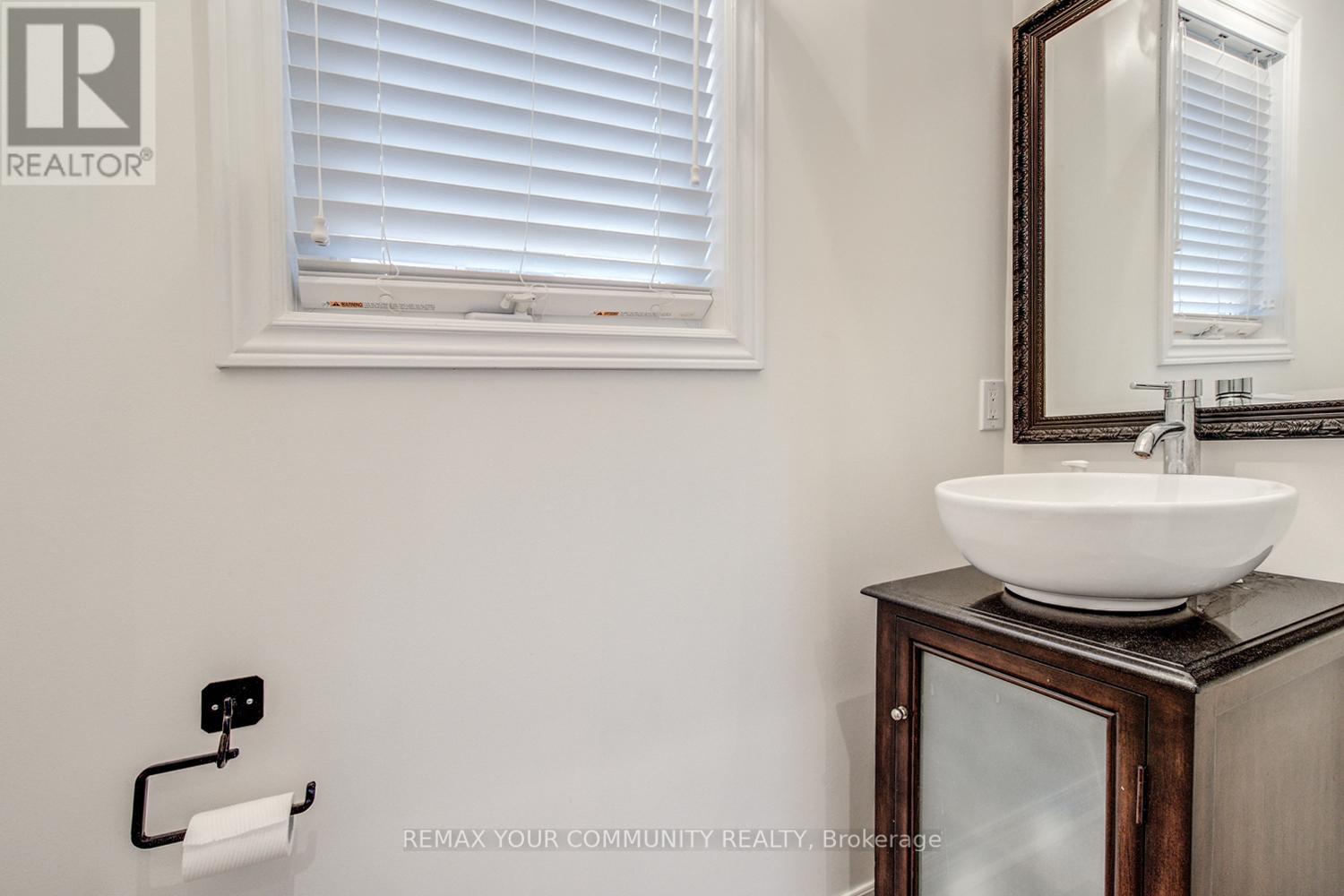 230 Humberland Drive, Richmond Hill, Ontario  L4E 3T4 - Photo 20 - N13085484