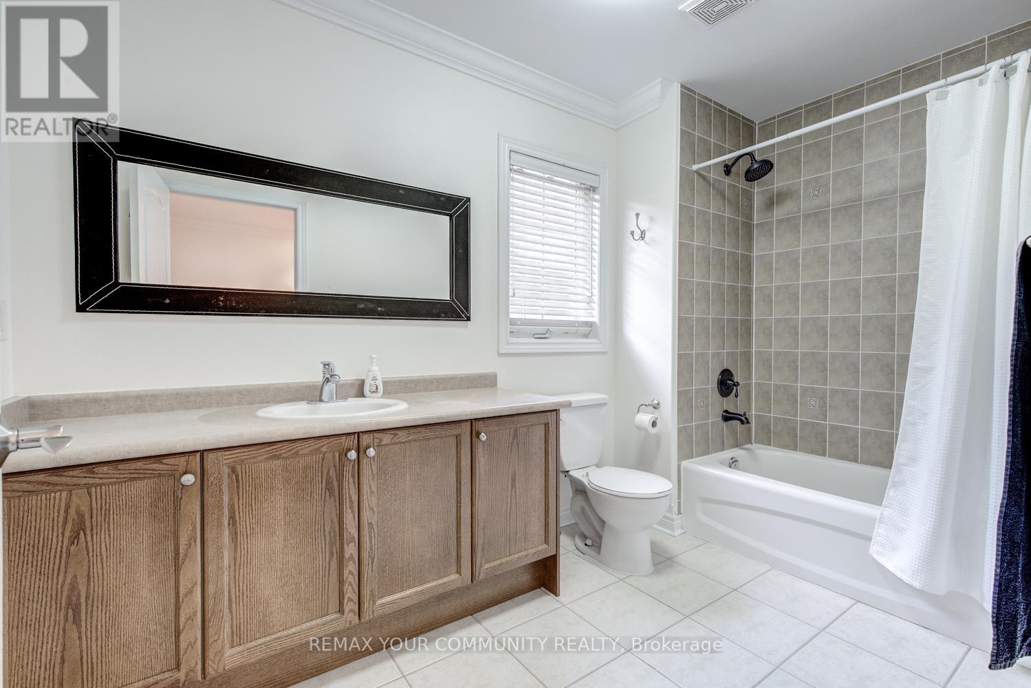 230 Humberland Drive, Richmond Hill, Ontario  L4E 3T4 - Photo 29 - N13085484