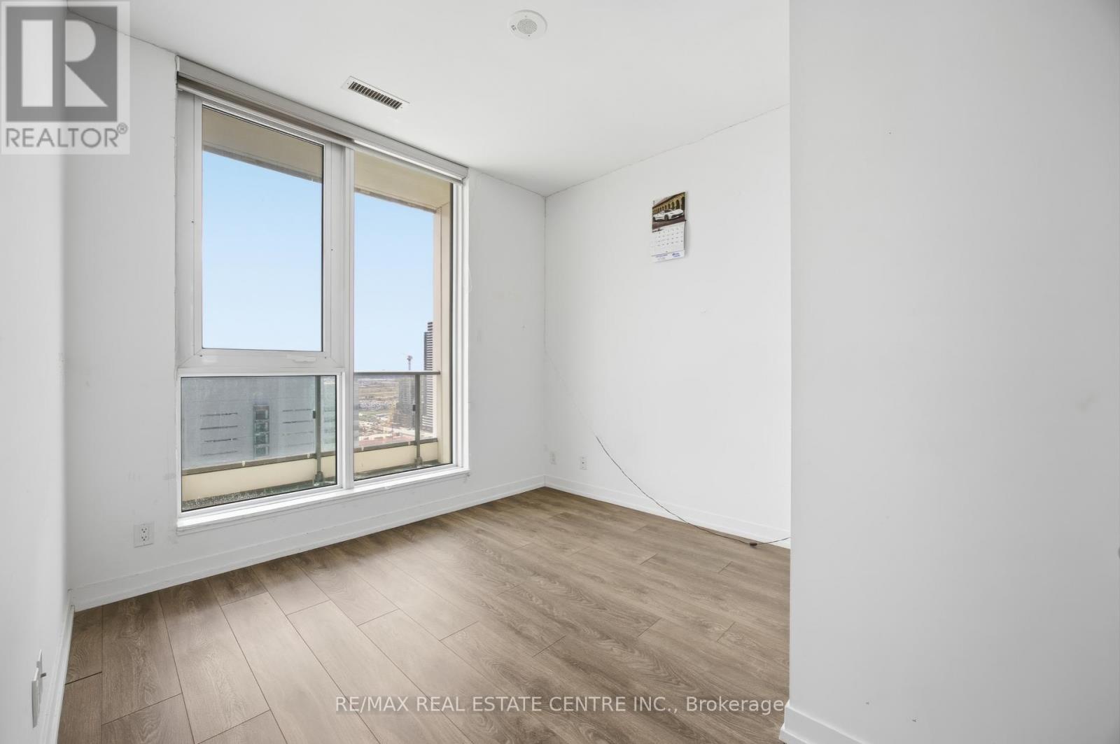 2807 - 5 Buttermill Avenue, Vaughan, Ontario  L4K 0J5 - Photo 11 - N13085582
