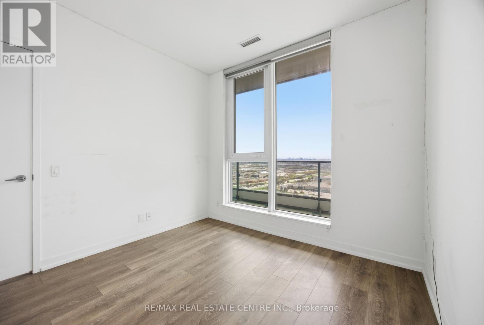 2807 - 5 Buttermill Avenue, Vaughan, Ontario  L4K 0J5 - Photo 14 - N13085582