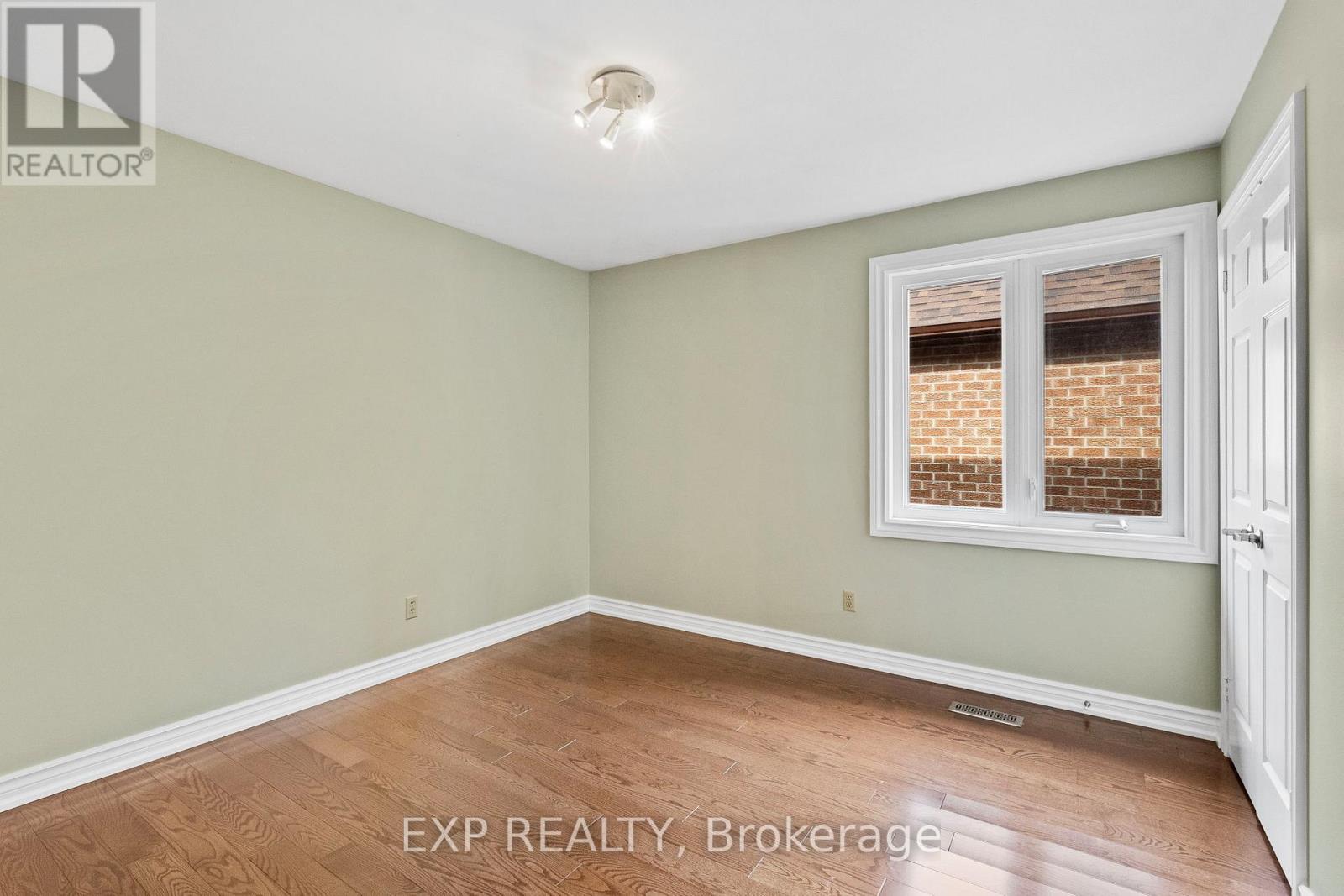 17 Gordon Rowe Crescent, Richmond Hill, Ontario  L4C 8S3 - Photo 25 - N13085662