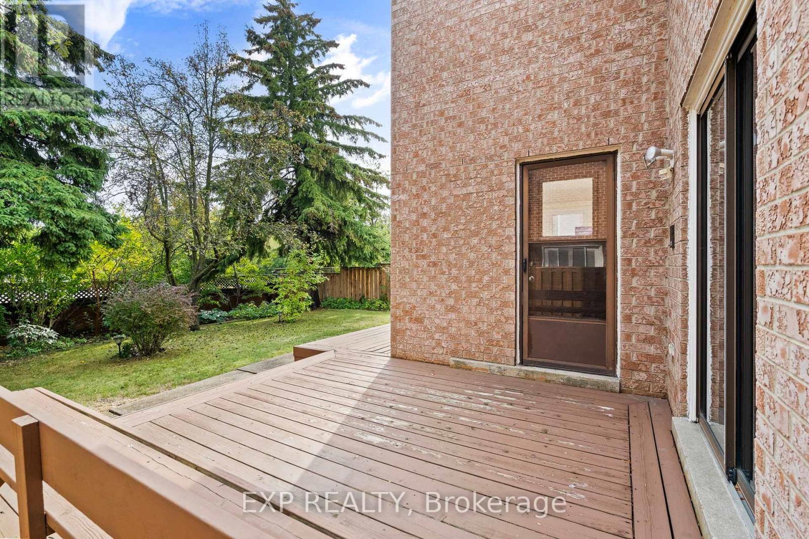 17 Gordon Rowe Crescent, Richmond Hill, Ontario  L4C 8S3 - Photo 43 - N13085662