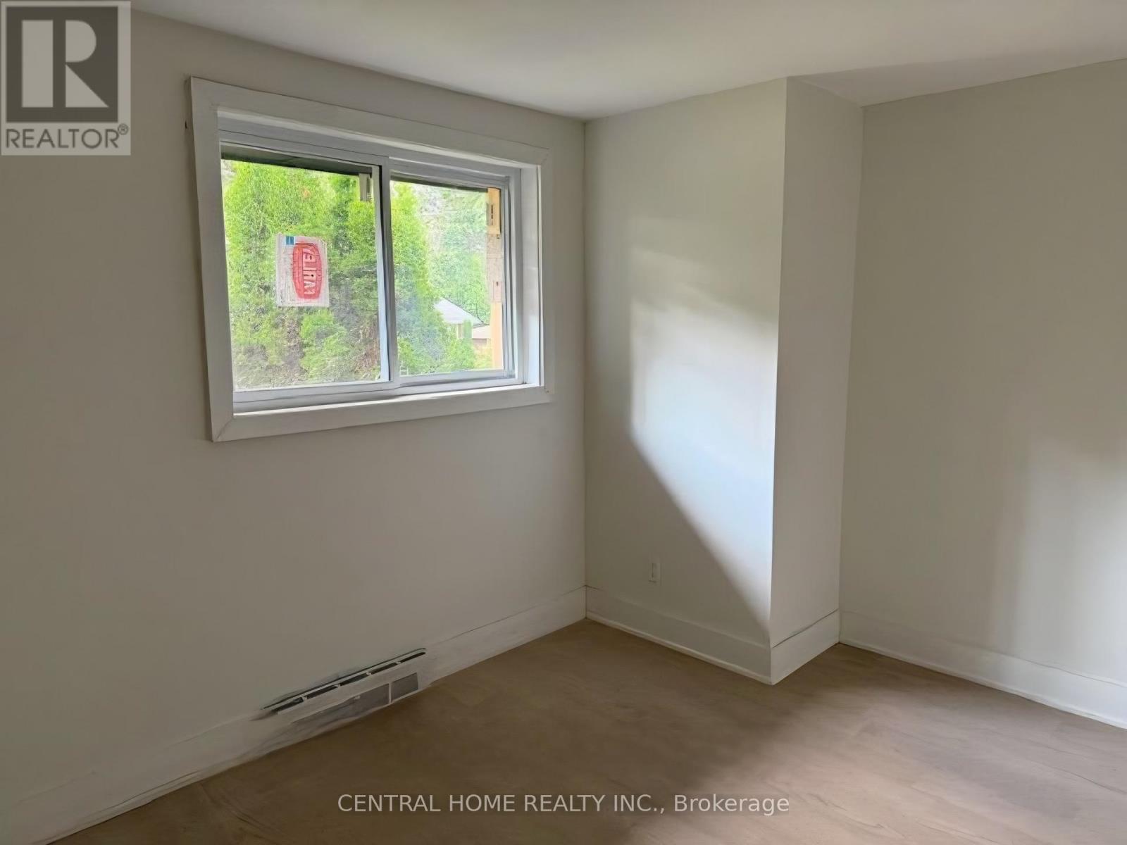 206 Parkview Crescent, Newmarket, Ontario  L3Y 2C8 - Photo 10 - N13085674