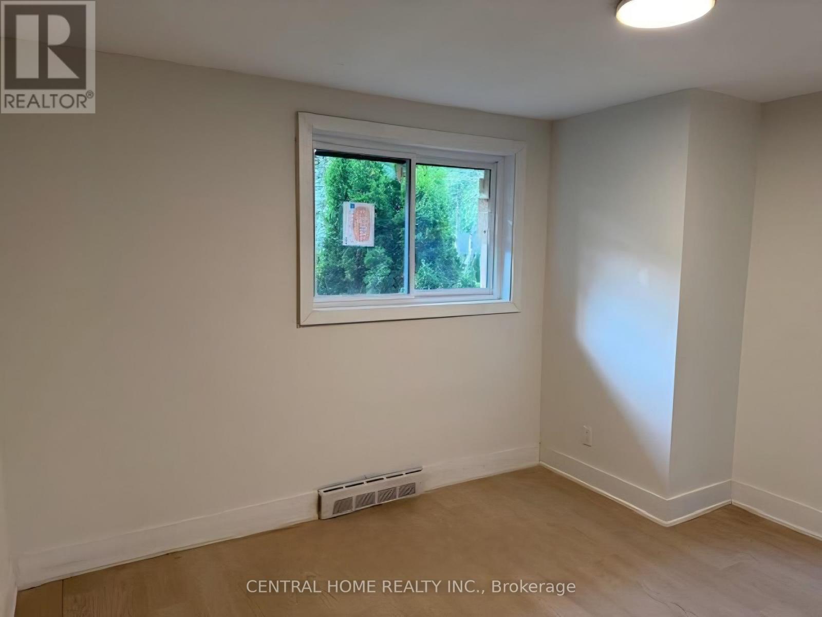 206 Parkview Crescent, Newmarket, Ontario  L3Y 2C8 - Photo 9 - N13085674