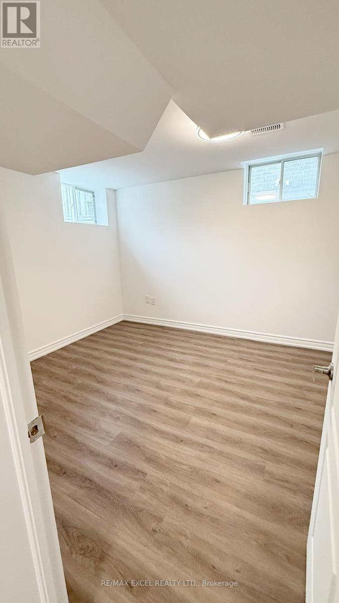 Lower Level - 38 Shaina Court, Barrie, Ontario  L4N 9S7 - Photo 11 - S13085452