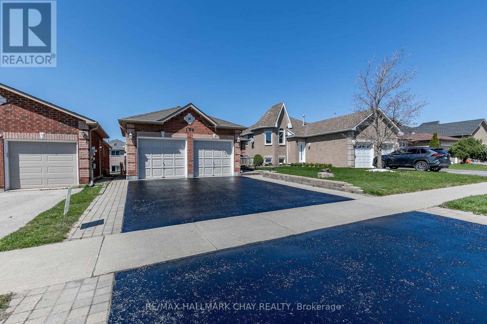 Lower - 196 Country Lane, Barrie (Painswick South), Ontario  L4N 0W1 - Photo 1 - S13085480