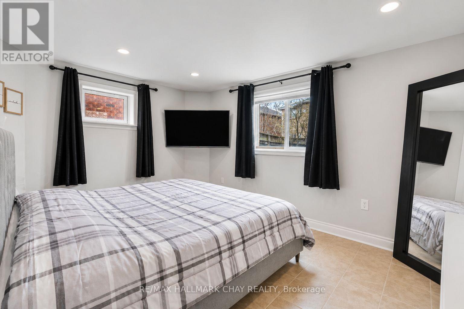 Lower - 196 Country Lane, Barrie (Painswick South), Ontario  L4N 0W1 - Photo 7 - S13085480