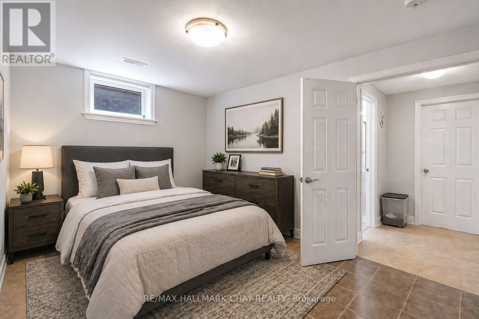 Lower - 196 Country Lane, Barrie (Painswick South), Ontario  L4N 0W1 - Photo 8 - S13085480