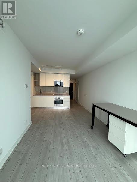 1802 - 39 Mary Street, Barrie, Ontario  L4N 1S9 - Photo 1 - S13085540