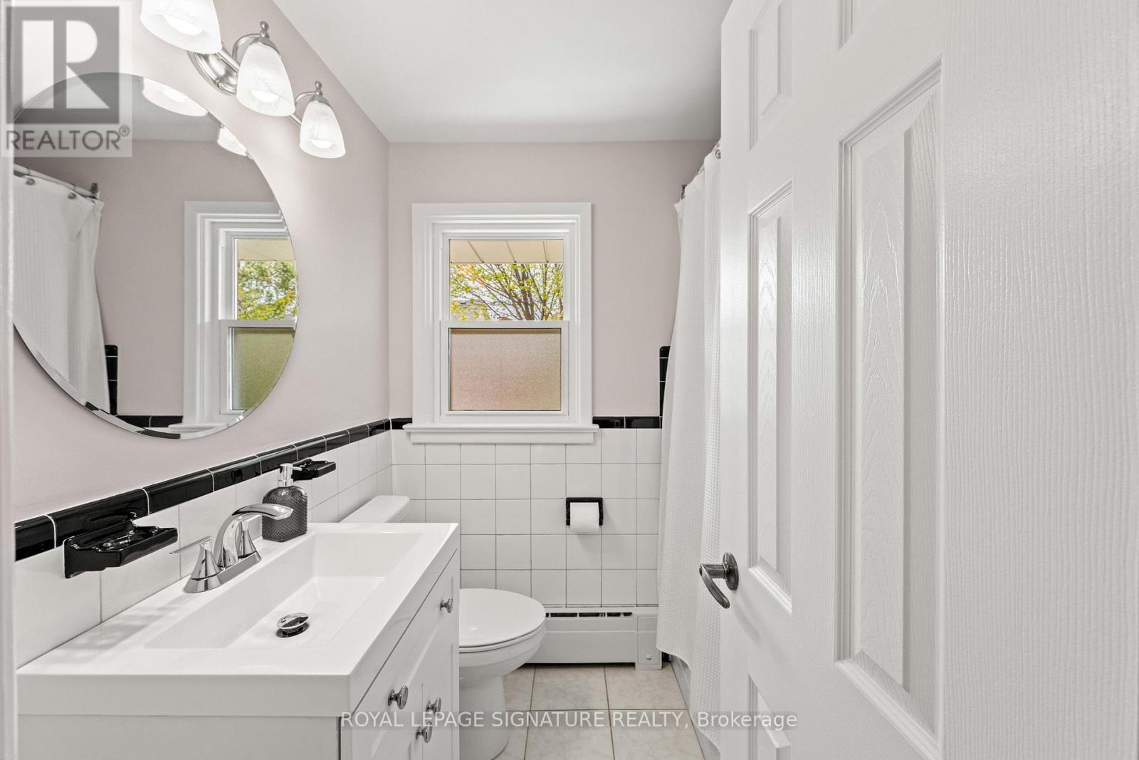 16 Shrewsbury Square, Toronto, Ontario  M1T 1L2 - Photo 24 - E13079246