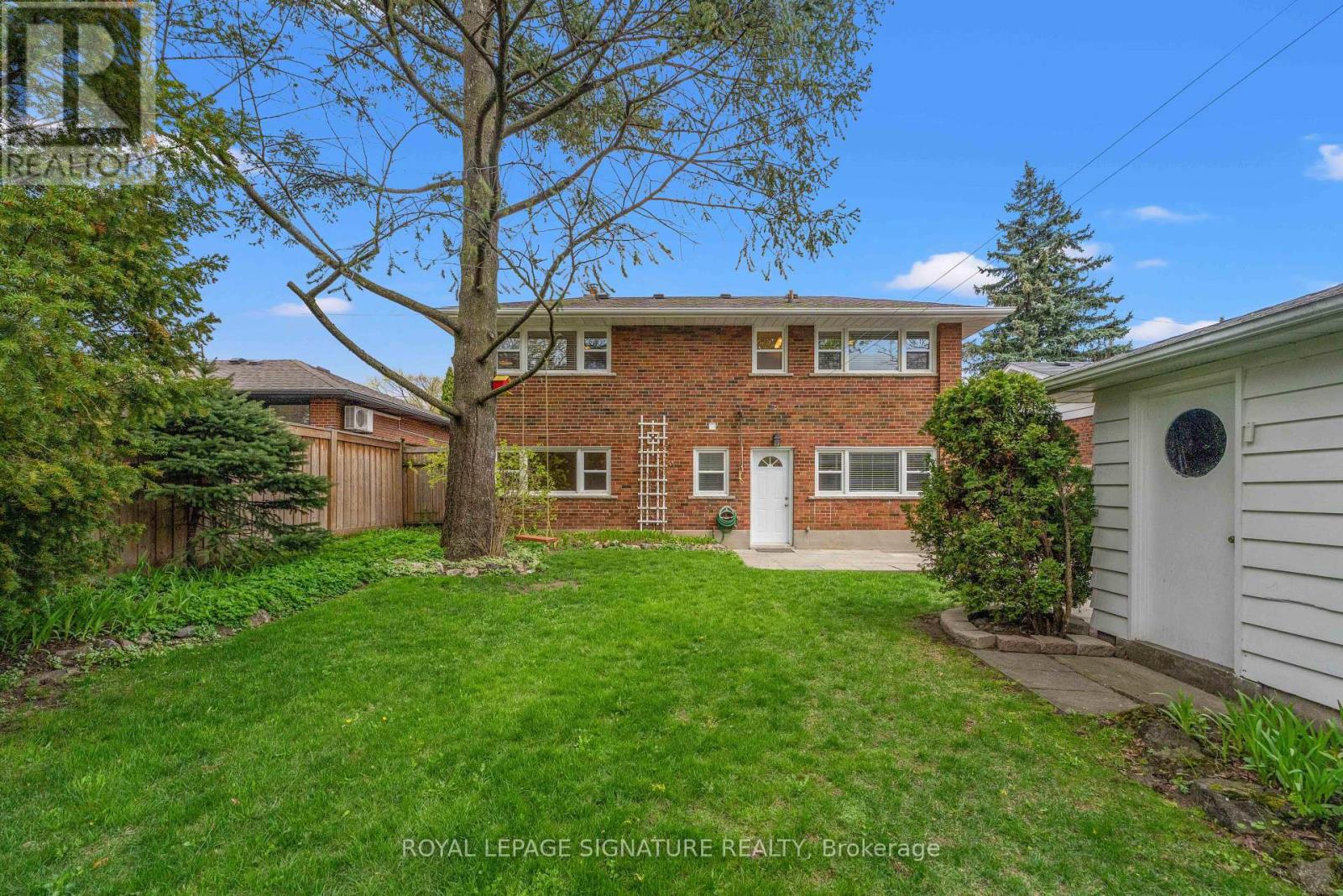 16 Shrewsbury Square, Toronto, Ontario  M1T 1L2 - Photo 45 - E13079246