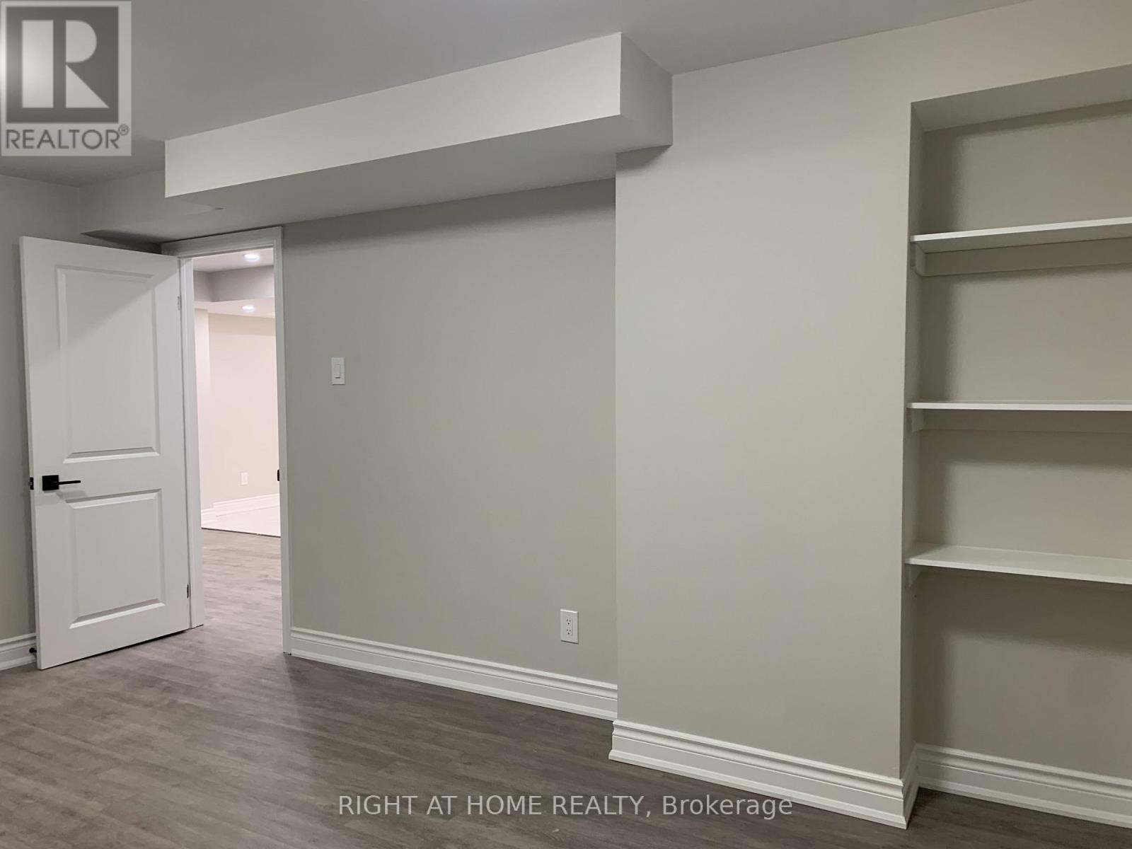 9 Annie Crescent, Ajax, Ontario  L1T 3X6 - Photo 10 - E13083432