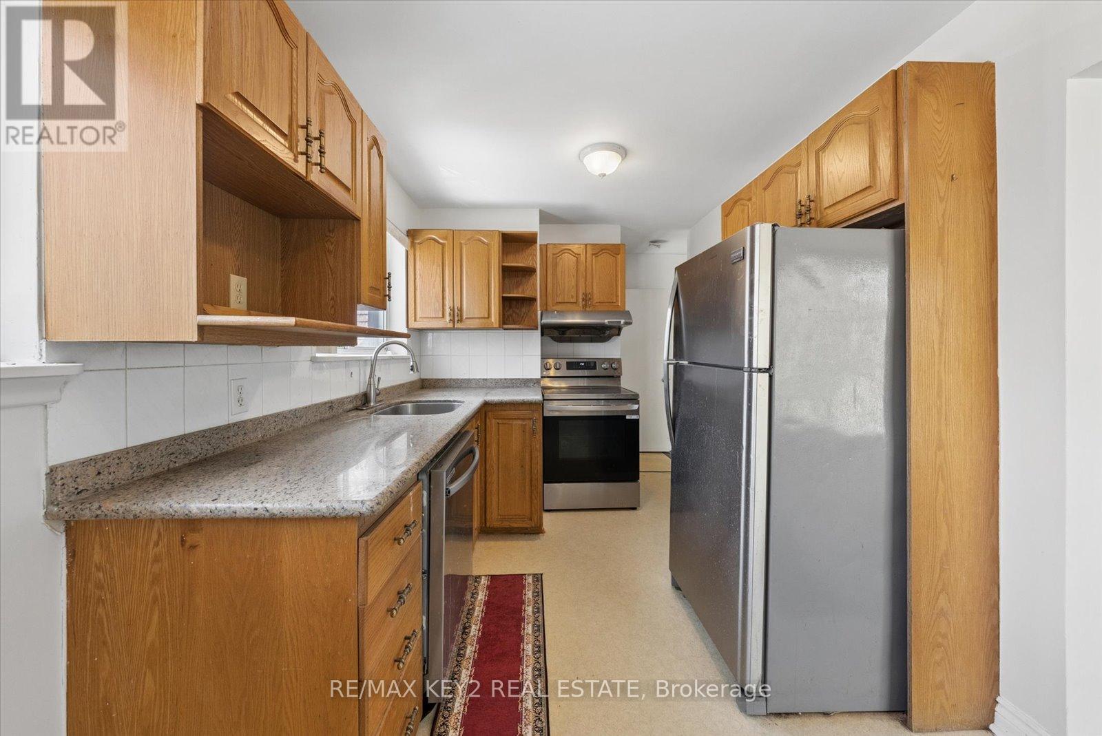 137 Newlands Avenue, Toronto, Ontario  M1L 1S2 - Photo 11 - E13083958