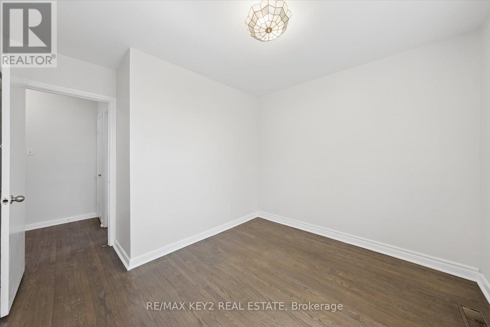 137 Newlands Avenue, Toronto, Ontario  M1L 1S2 - Photo 24 - E13083958