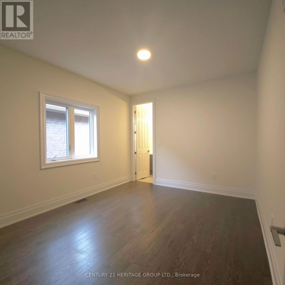226 Archerhill Circle, Aurora, Ontario  L4G 4E2 - Photo 11 - N13084280