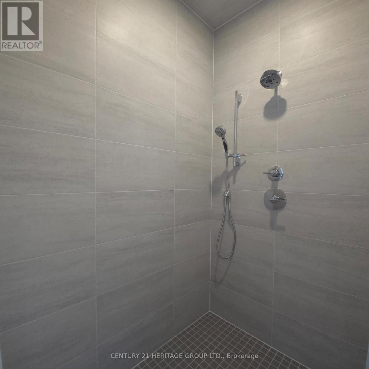 226 Archerhill Circle, Aurora, Ontario  L4G 4E2 - Photo 6 - N13084280