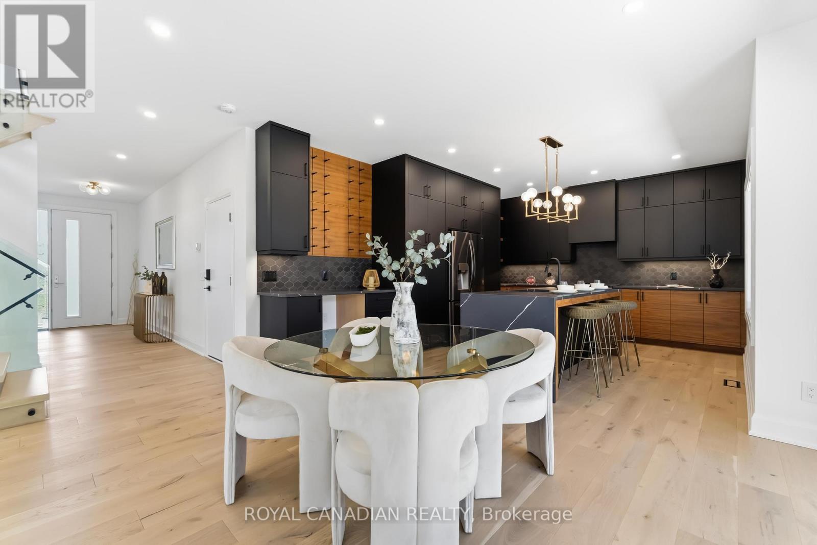119 Welland Vale Road, St. Catharines, Ontario  L2S 3Y2 - Photo 8 - X13042918