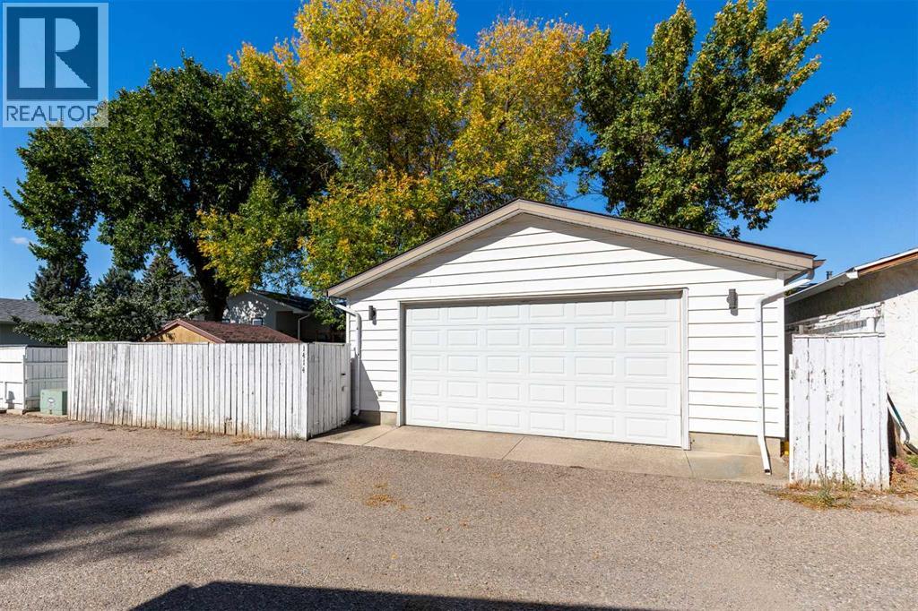1414 25 Avenue N, Lethbridge, Alberta  T1H 4N7 - Photo 35 - A2307995