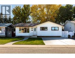 1414 25 Avenue N, Lethbridge, Alberta