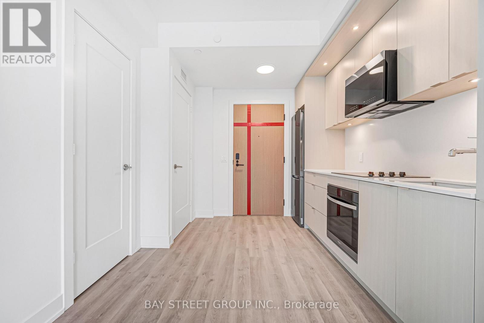 25 Cordova Avenue, Toronto, Ontario  M9A 1B2 - Photo 2 - W13085424