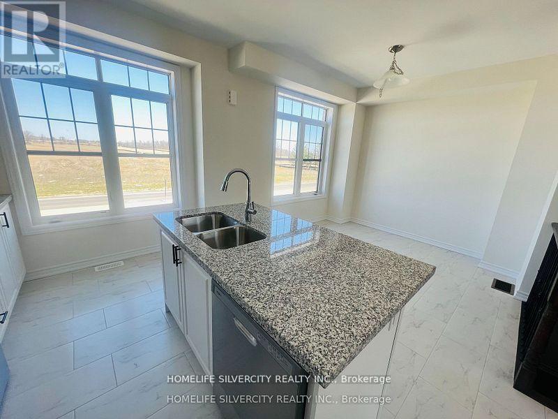 12324 Mclaughlin Road, Caledon, Ontario  L7C 4L7 - Photo 9 - W13085456