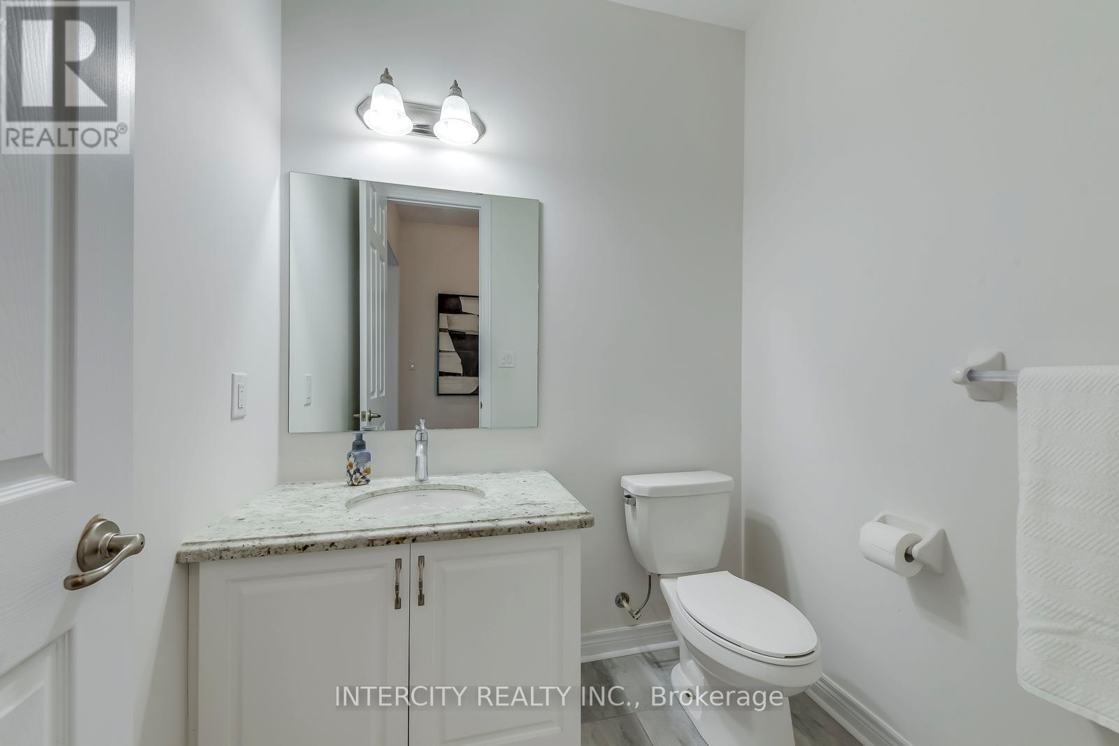 259 Polly Drive, Oakville, Ontario  L6M 0X3 - Photo 18 - W13085470