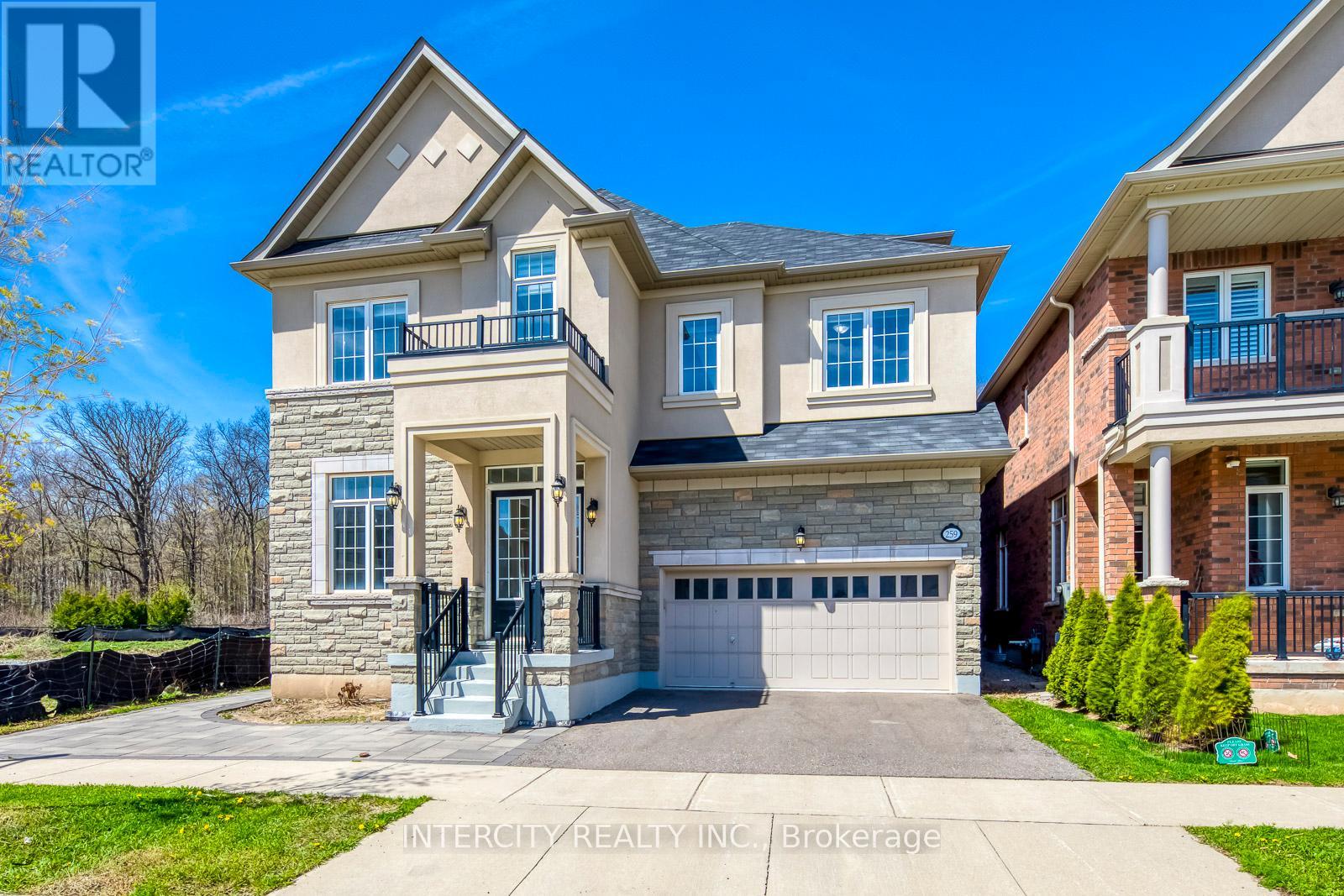 259 Polly Drive, Oakville, Ontario  L6M 0X3 - Photo 2 - W13085470
