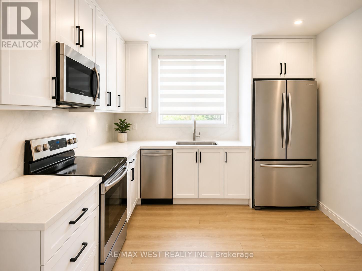 73 Ravensbourne Crescent, Toronto, Ontario  M9A 2B1 - Photo 12 - W13085536