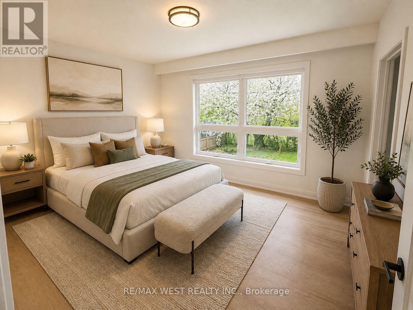 73 Ravensbourne Crescent, Toronto, Ontario  M9A 2B1 - Photo 4 - W13085536
