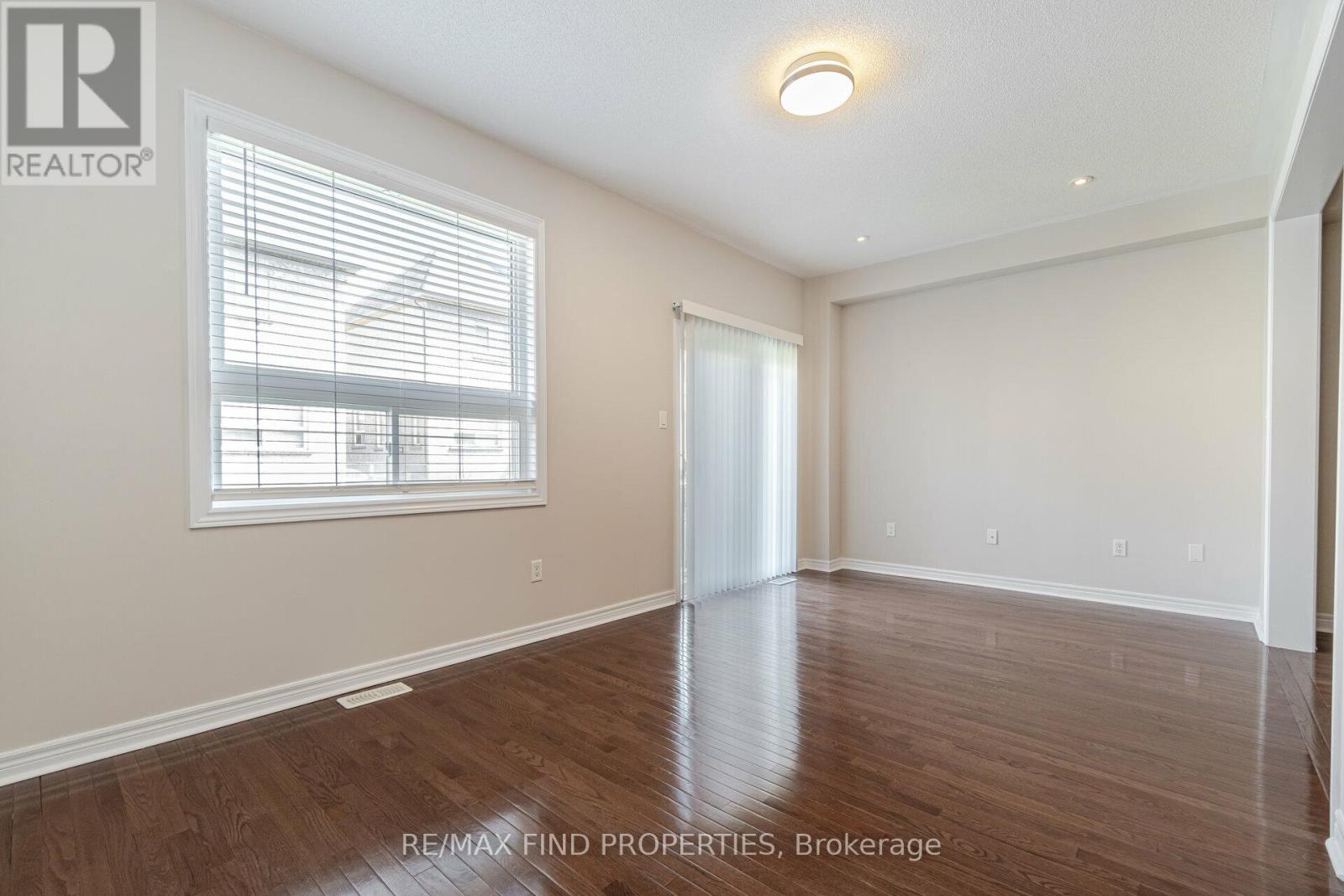 2371 Baronwood Drive, Oakville, Ontario  L6M 0J8 - Photo 10 - W13085544