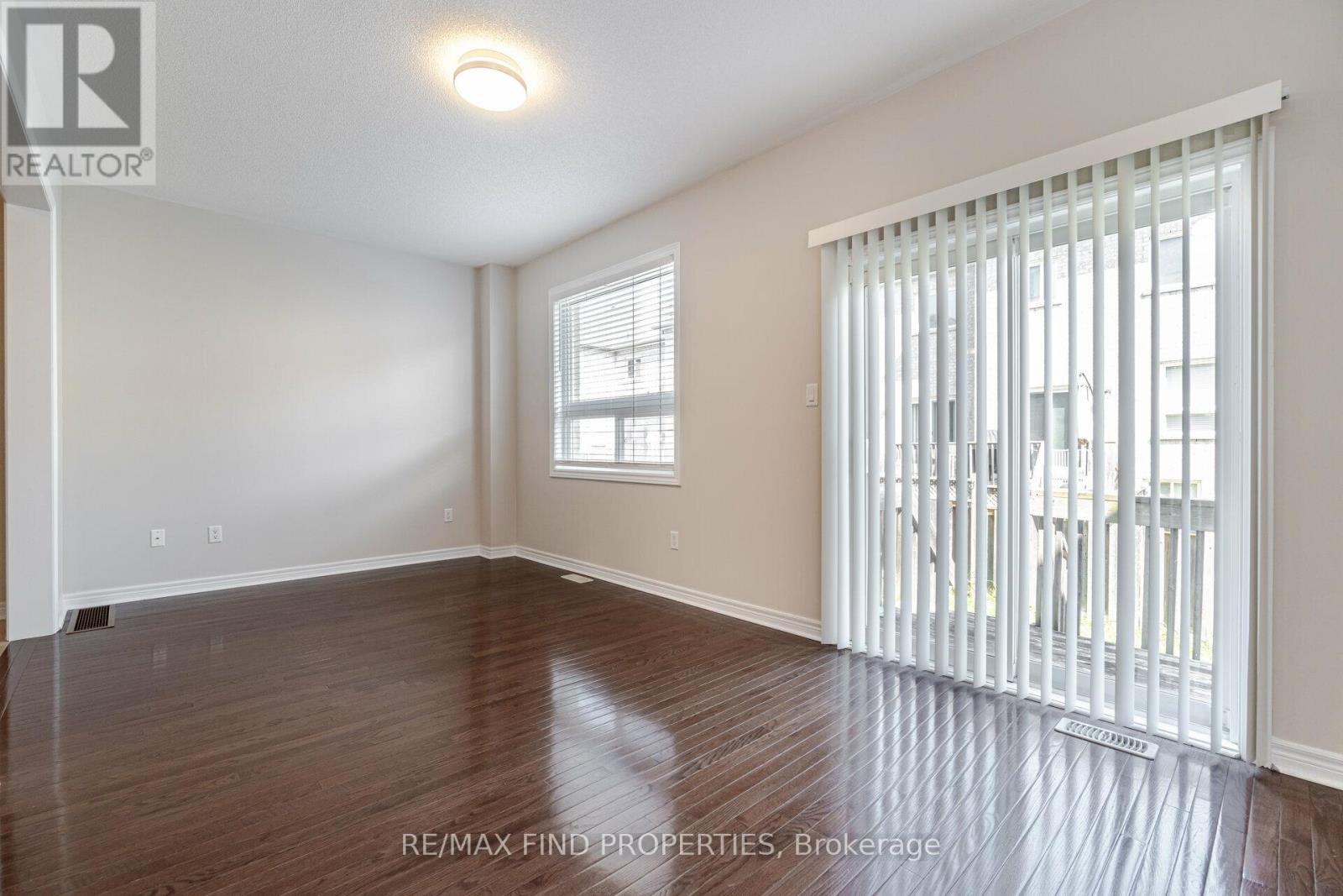 2371 Baronwood Drive, Oakville, Ontario  L6M 0J8 - Photo 11 - W13085544