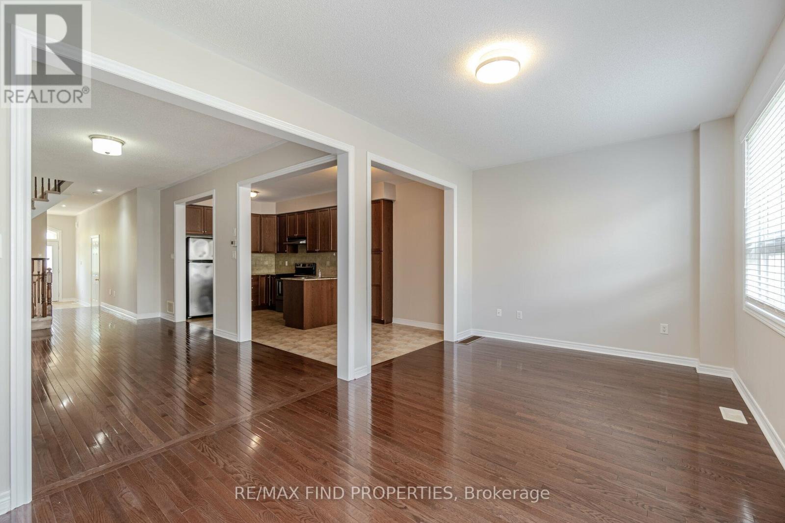2371 Baronwood Drive, Oakville, Ontario  L6M 0J8 - Photo 12 - W13085544