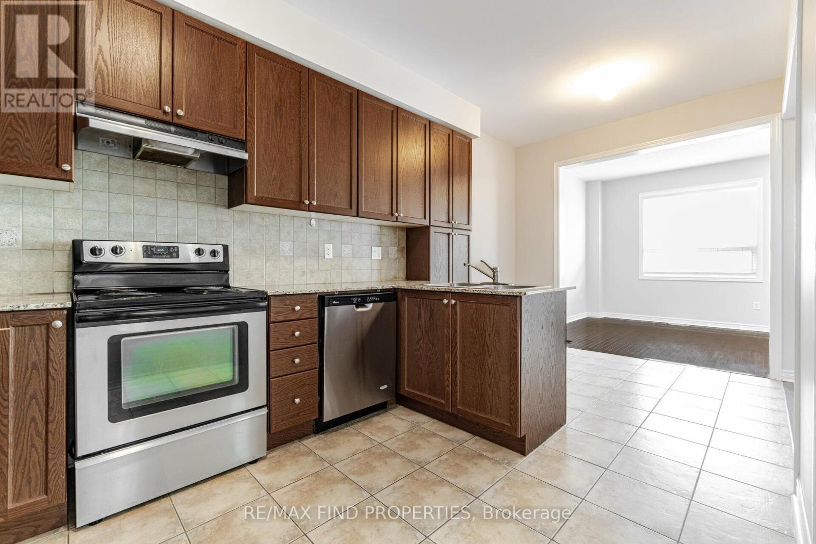 2371 Baronwood Drive, Oakville, Ontario  L6M 0J8 - Photo 18 - W13085544