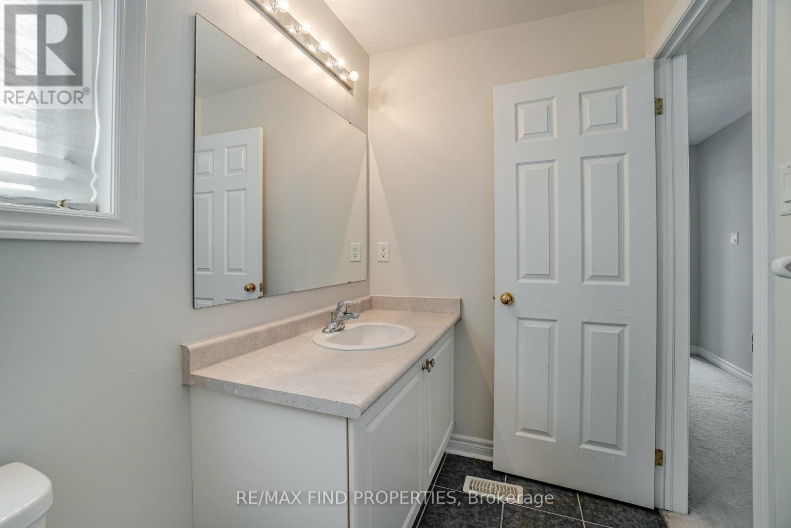2371 Baronwood Drive, Oakville, Ontario  L6M 0J8 - Photo 36 - W13085544