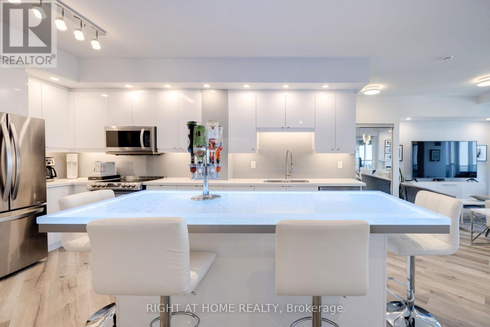 3601 - 60 Absolute Avenue, Mississauga, Ontario  L4Z 0A9 - Photo 7 - W13085550
