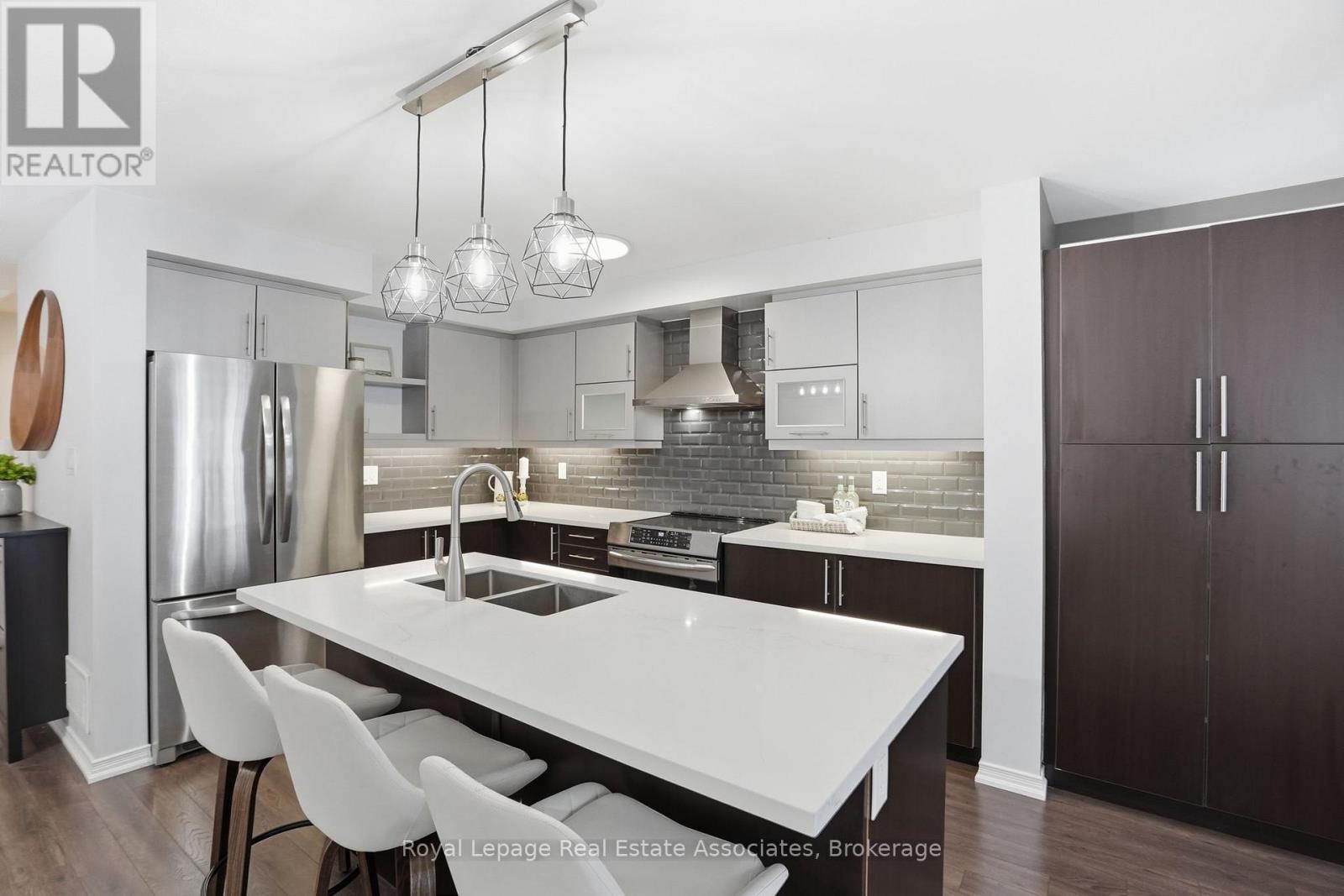11 Givemay Street, Brampton, Ontario  L7A 0C7 - Photo 9 - W13085602