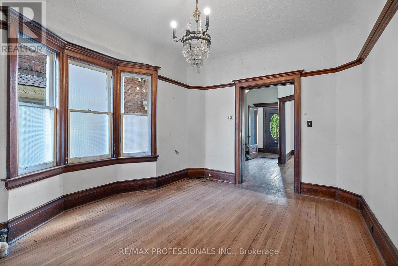 25 Wilson Park Road, Toronto, Ontario  M6K 3B6 - Photo 12 - W13085650