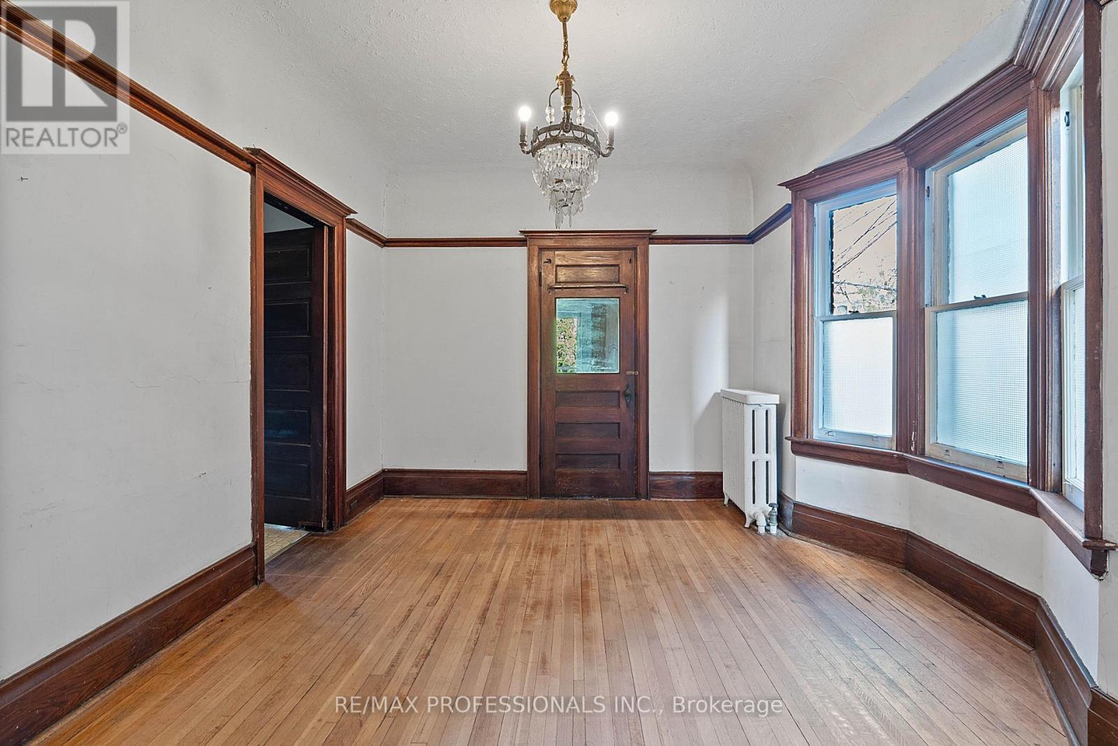 25 Wilson Park Road, Toronto, Ontario  M6K 3B6 - Photo 13 - W13085650