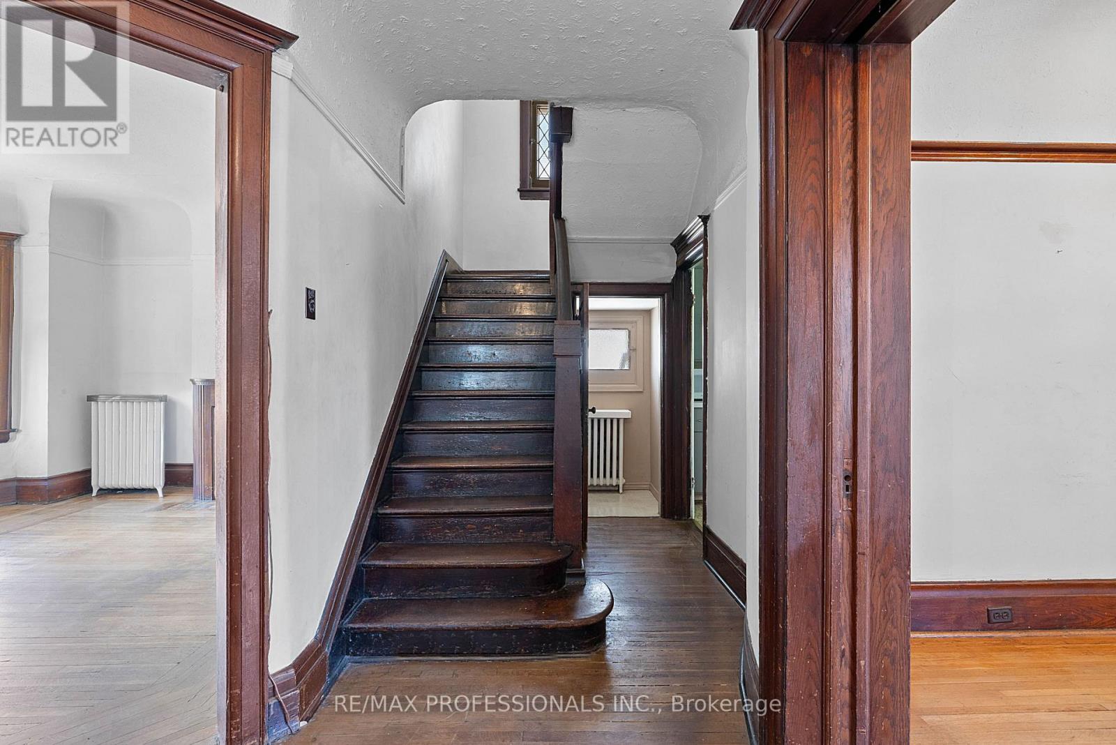 25 Wilson Park Road, Toronto, Ontario  M6K 3B6 - Photo 21 - W13085650