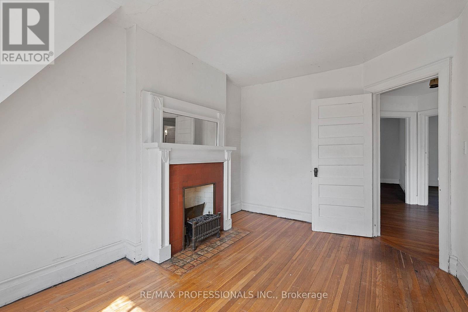 25 Wilson Park Road, Toronto, Ontario  M6K 3B6 - Photo 24 - W13085650