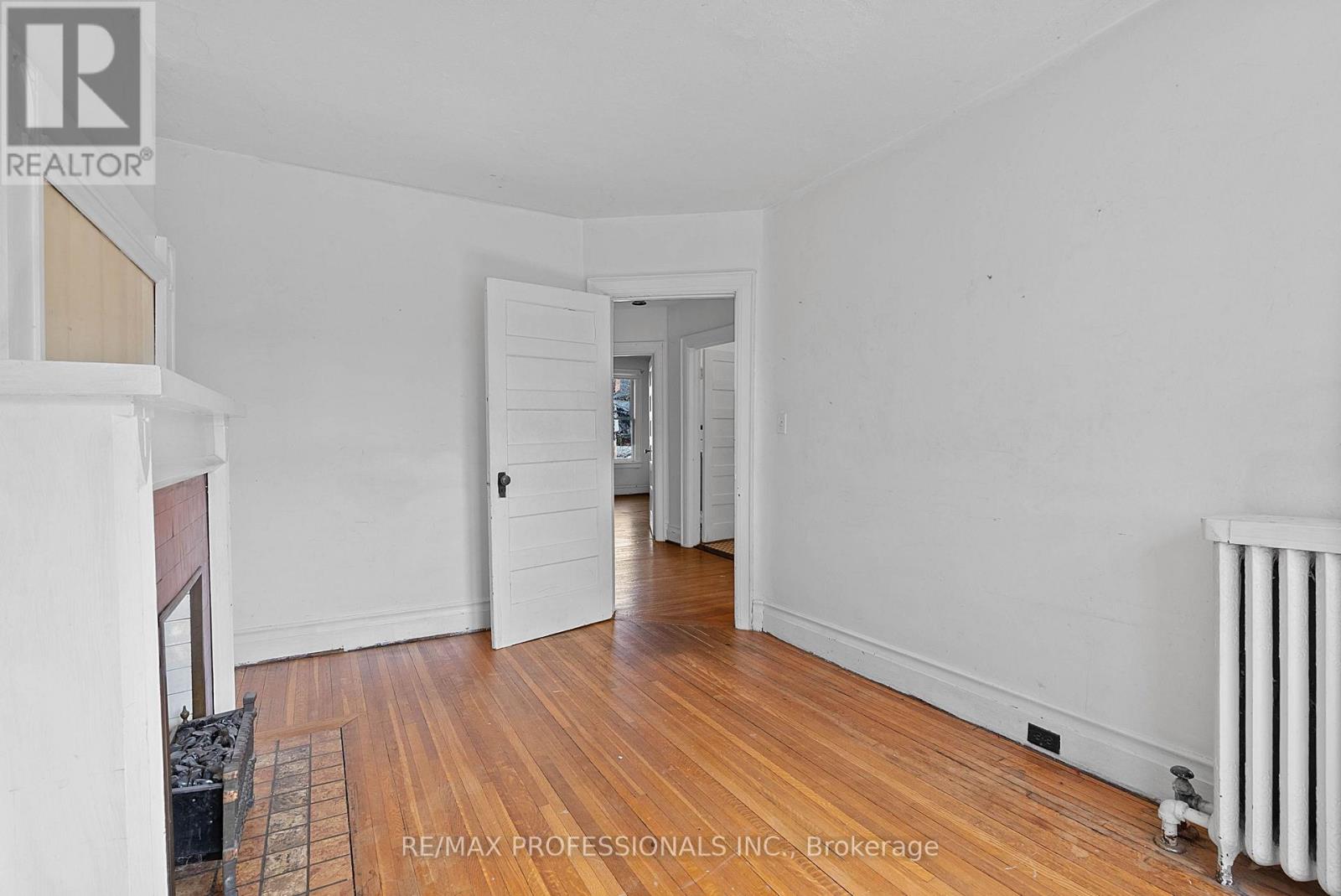 25 Wilson Park Road, Toronto, Ontario  M6K 3B6 - Photo 25 - W13085650