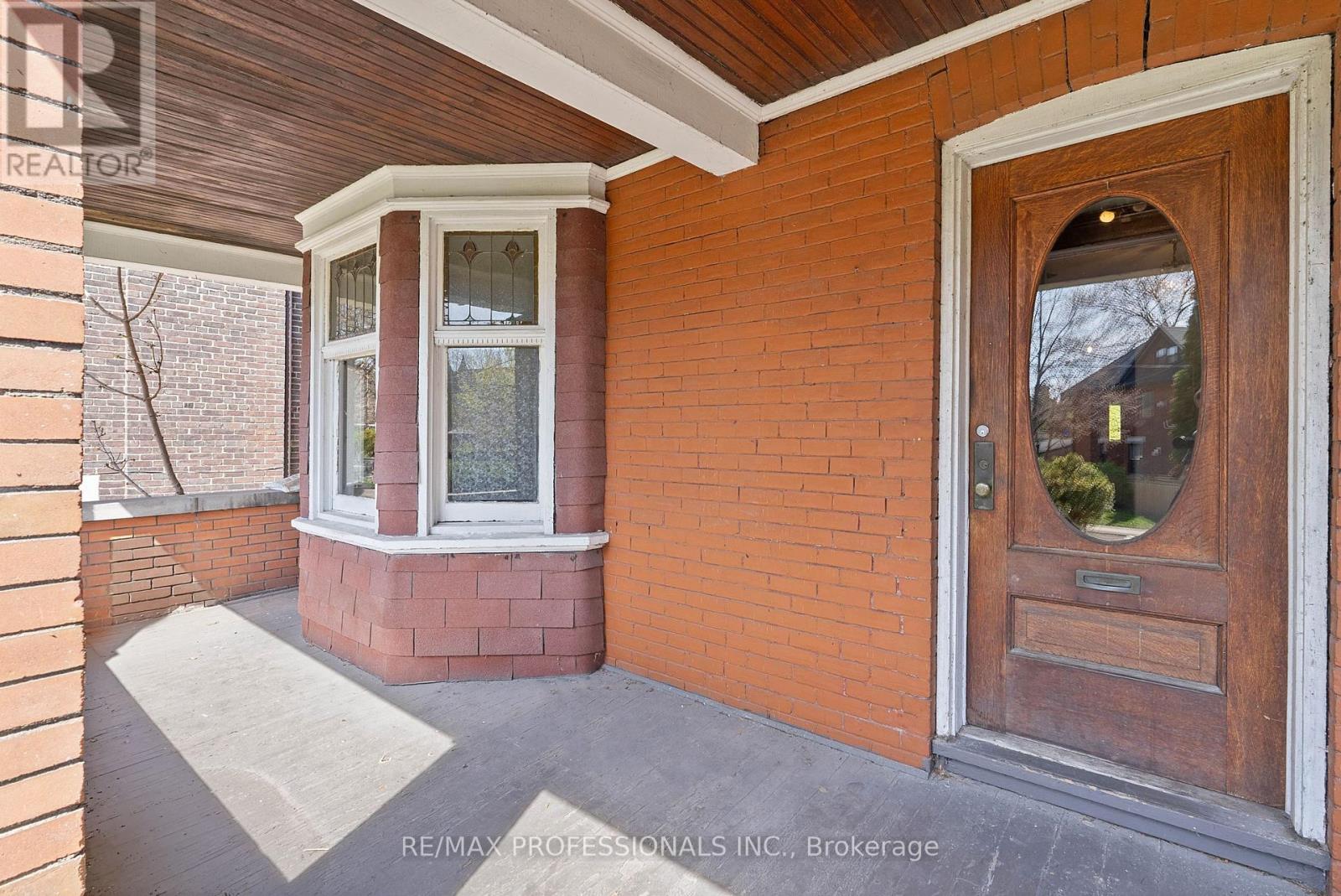 25 Wilson Park Road, Toronto, Ontario  M6K 3B6 - Photo 3 - W13085650