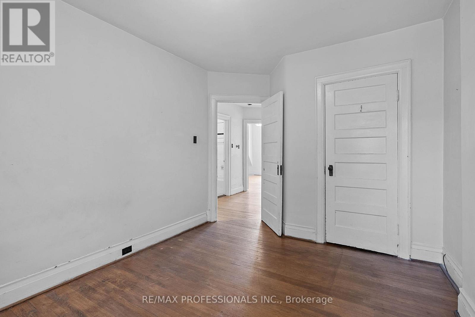 25 Wilson Park Road, Toronto, Ontario  M6K 3B6 - Photo 31 - W13085650