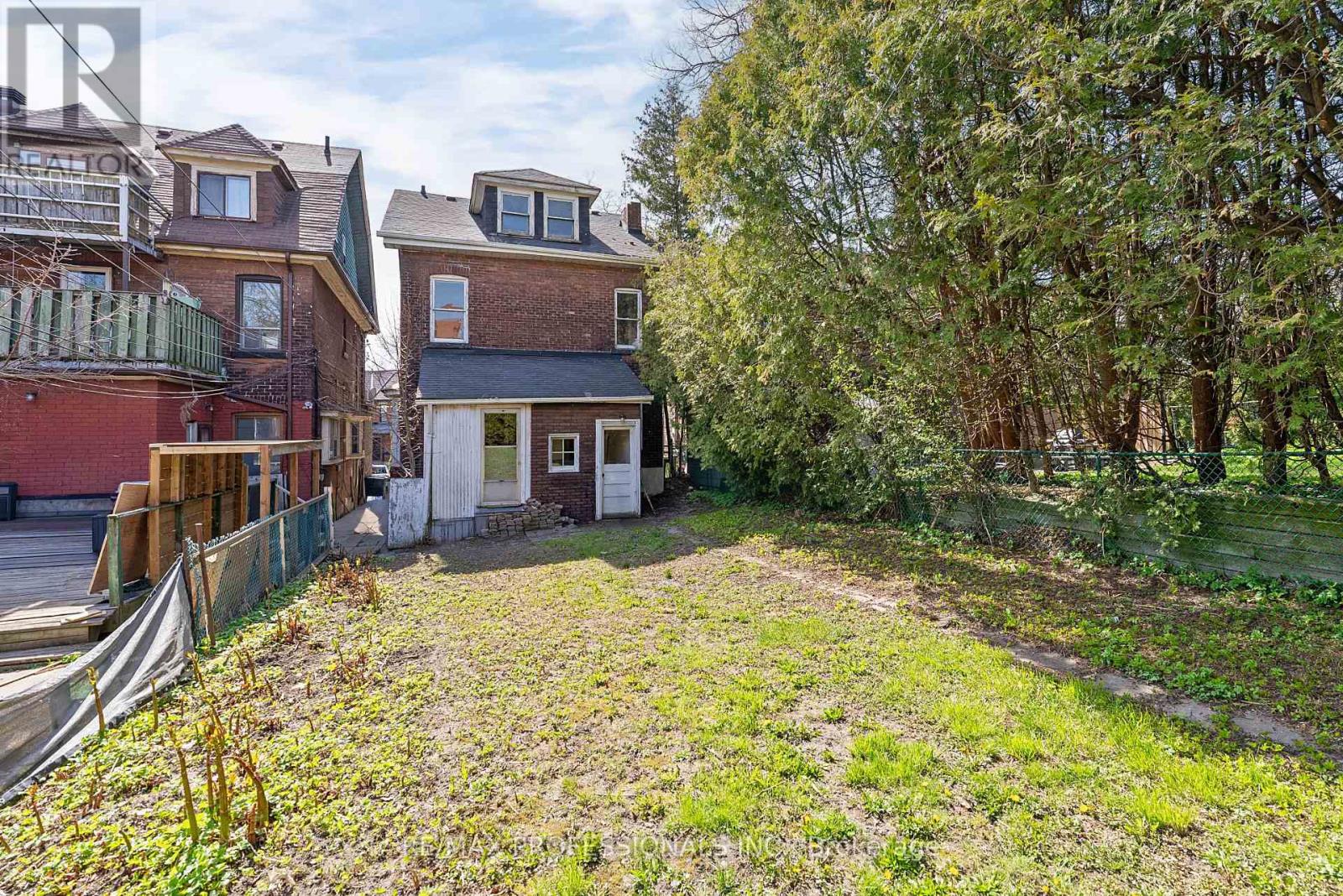25 Wilson Park Road, Toronto, Ontario  M6K 3B6 - Photo 46 - W13085650