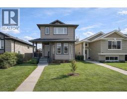 146 Silkstone Road W, Lethbridge, Alberta