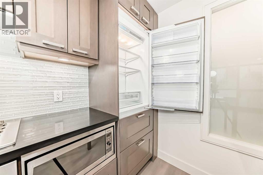 322, 222 Riverfront Avenue SW, Calgary, Alberta  T2P 0X2 - Photo 9 - A2275149