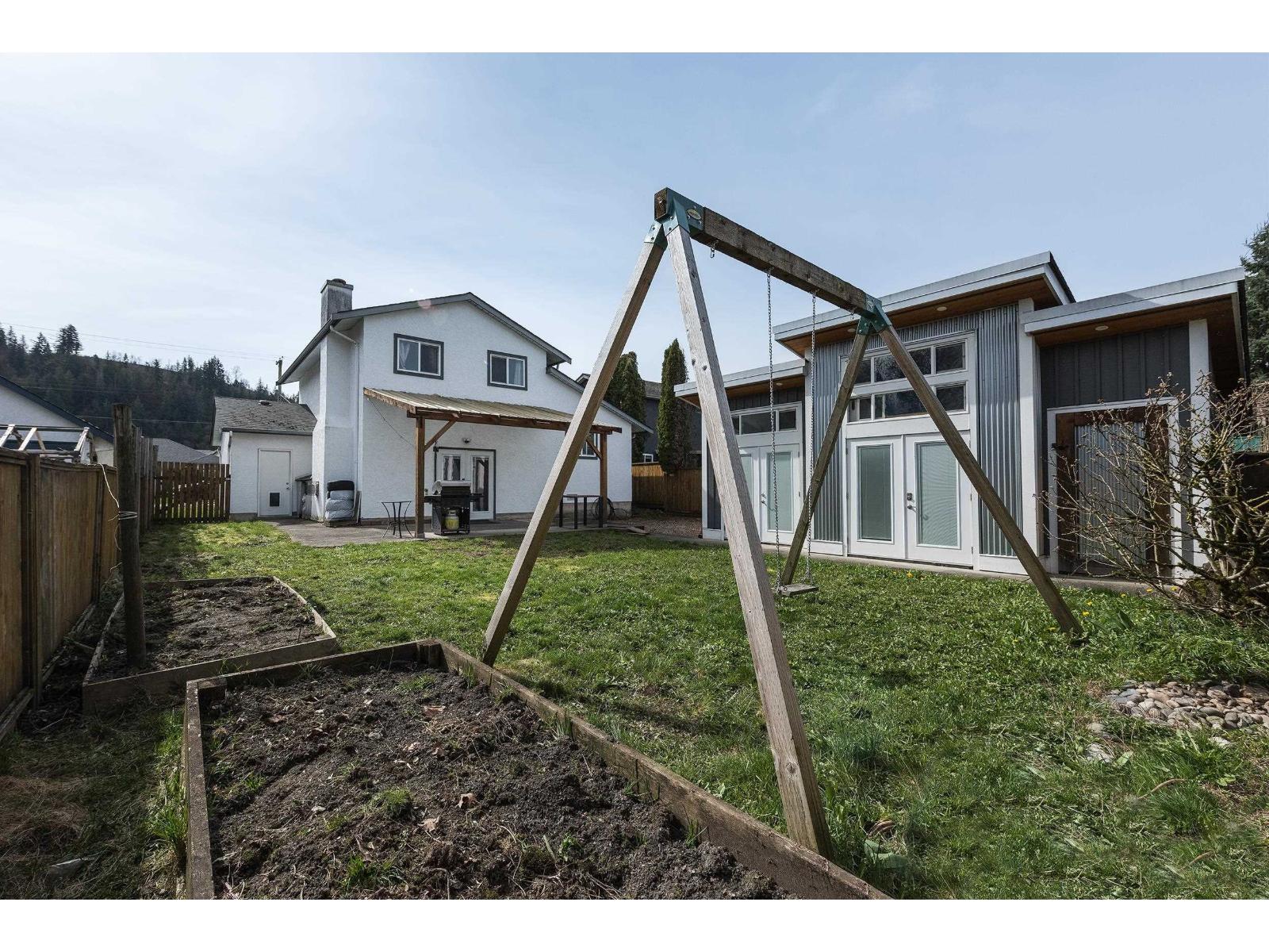 45765 Thomas Road, Vedder Crossing, Chilliwack, British Columbia  V2R 3N3 - Photo 28 - R3119230
