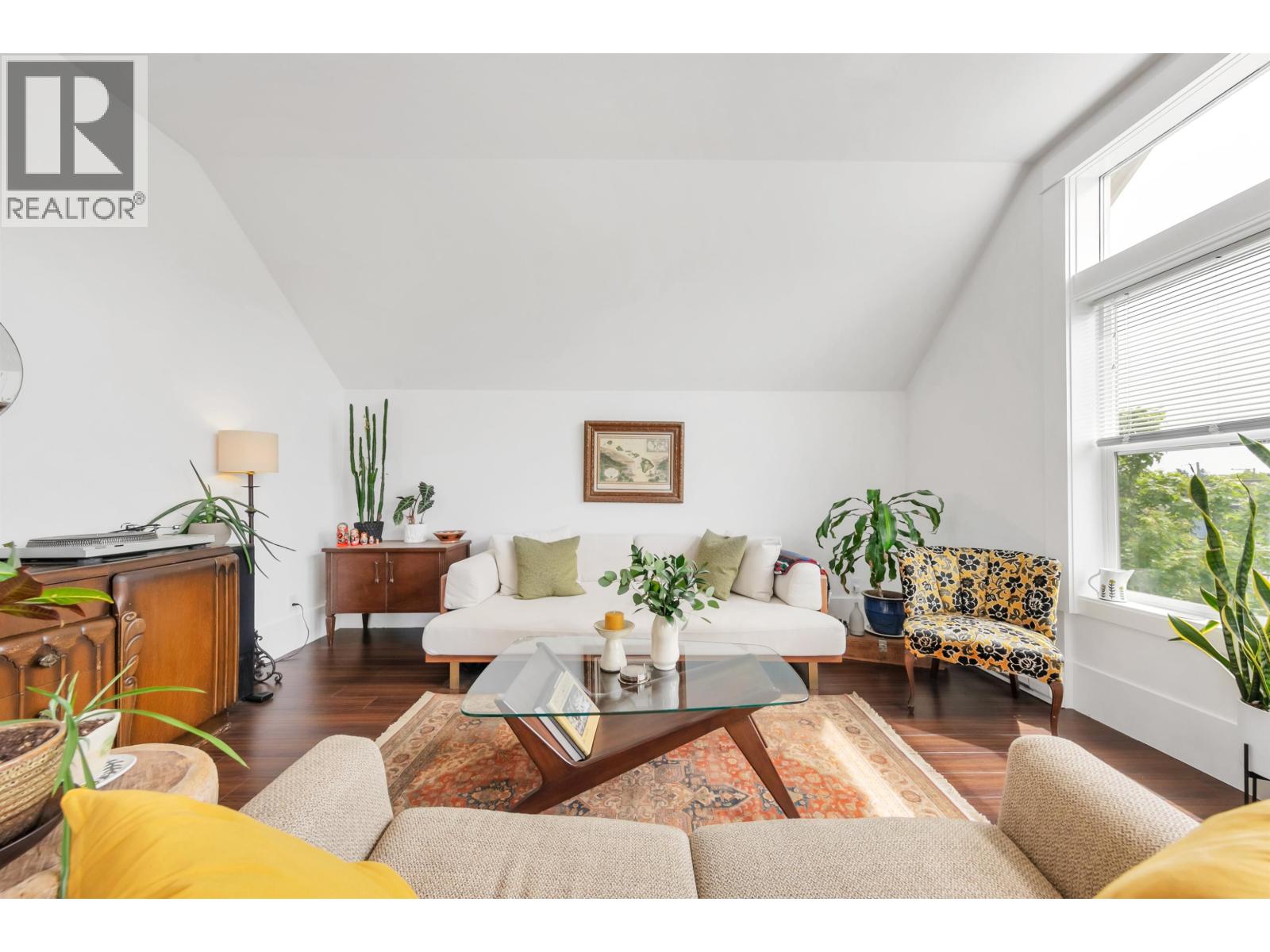 827 E 16th Avenue, Vancouver, British Columbia  V5T 2V7 - Photo 9 - R3119466