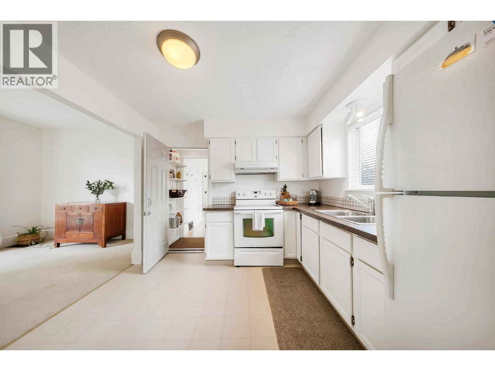827 E 16th Avenue, Vancouver, British Columbia  V5T 2V7 - Photo 24 - R3119466